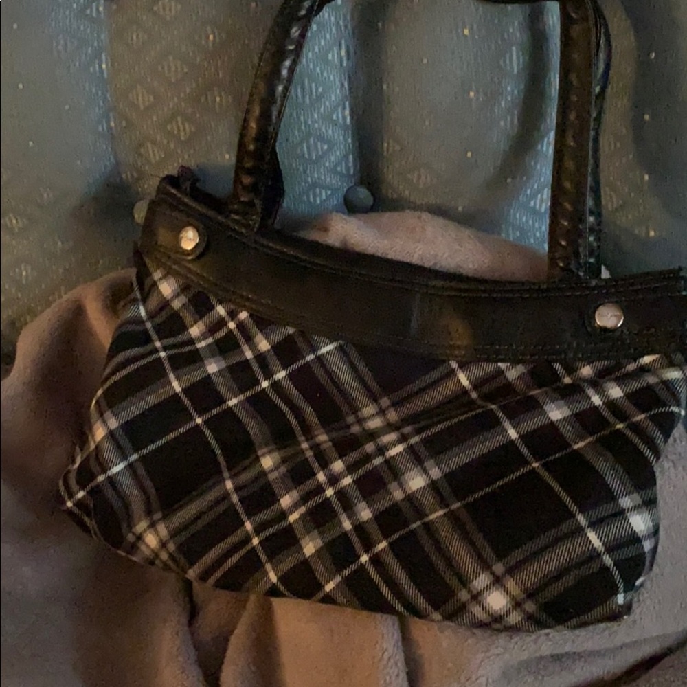 Thirty-One Skirted Purse in Black and White Plaid